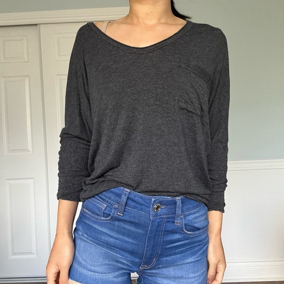 [🌟2 for $20 🌟] Anthropologie Bordeaux Dark Grey Long Sleeve Tee. Women XS. - Picture 2 of 7
